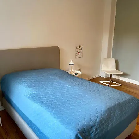 Zentrumsnahe schöne Altbauwohnung bis 4 Personen Flensburg Exterior foto