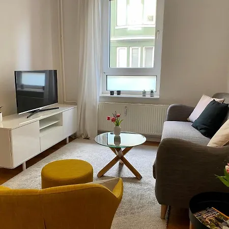 Zentrumsnahe schöne Altbauwohnung bis 4 Personen Flensburg Exterior foto