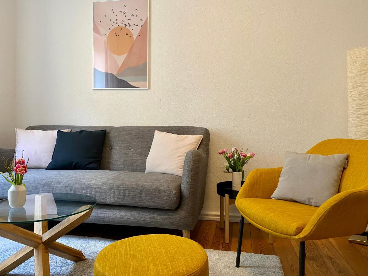 Zentrumsnahe Schoene Altbauwohnung Bis 4 Personen